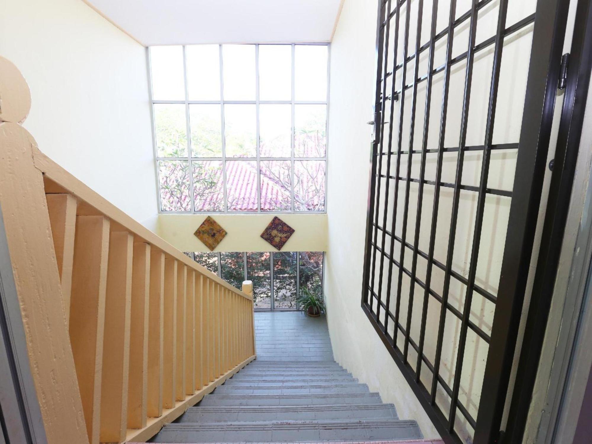 Super Oyo 89640 Hotel Pelangi Marang Dış mekan fotoğraf