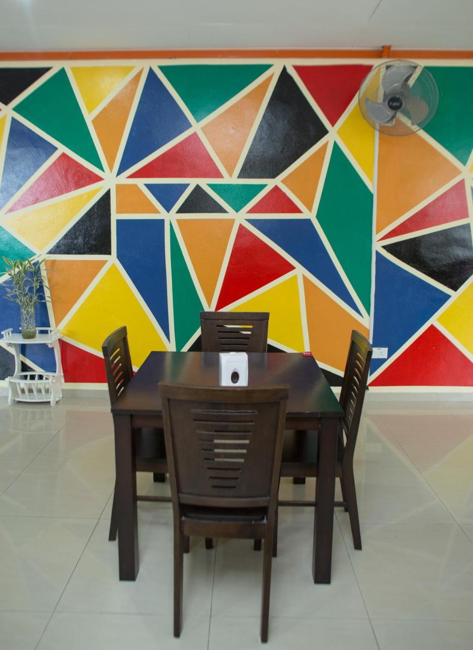 Super Oyo 89640 Hotel Pelangi Marang Dış mekan fotoğraf